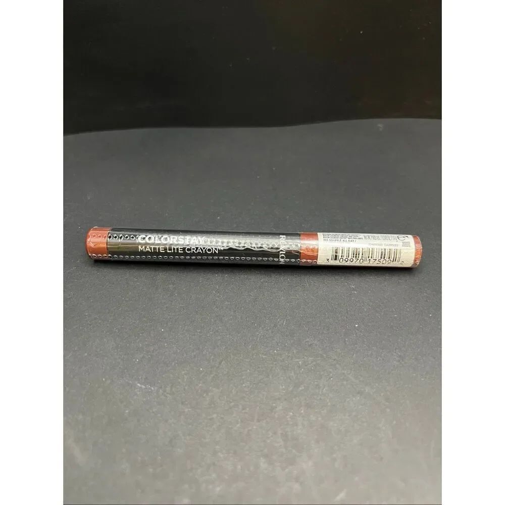 New Sealed Revlon Colorstay Matte Lite Crayon 003 Souffle All Day